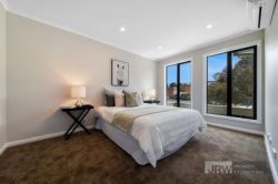 16 Walter St, Glen Waverley VIC 3150, Australia