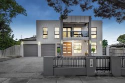 4 Ainslie Dr, Wheelers Hill VIC 3150, Australia