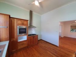 37 Carl St, Muswellbrook NSW 2333, Australia