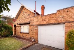 109 Clarendon St, Thornbury VIC 3071, Australia