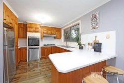 302 Dandelion Dr, Rowville VIC 3178, Australia