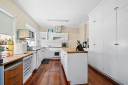 76 Killarney St, Hannans WA 6430, Australia