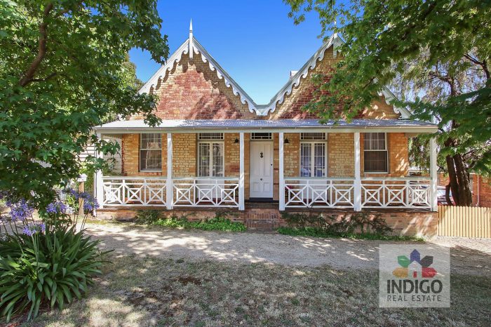 1 Loch St, Beechworth VIC 3747, Australia