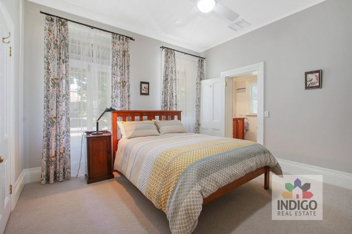 1 Loch St, Beechworth VIC 3747, Australia