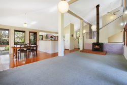 30 Lone Pine Ave, Corowa NSW 2646, Australia