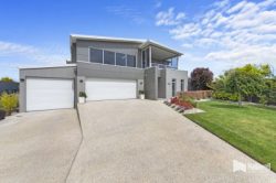 14 Shore Ct, Shearwater TAS 7307, Australia