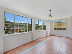 25 Barooga Rd, Wamberal NSW 2260, Australia