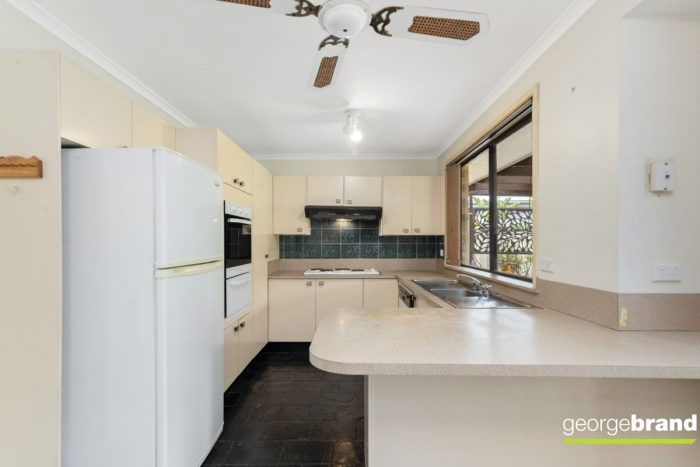 8 Ithaca St, Bateau Bay NSW 2261, Australia