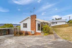 7 Camden Cres, Moonah TAS 7009, Australia