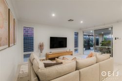 28 Aquamarine Parade, Treeby WA 6164, Australia