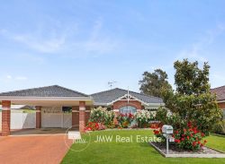 5 Karrinyup Retreat, West Busselton WA 6280, Australia