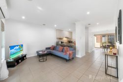 6 Tute Ln, Melton West VIC 3337, Australia