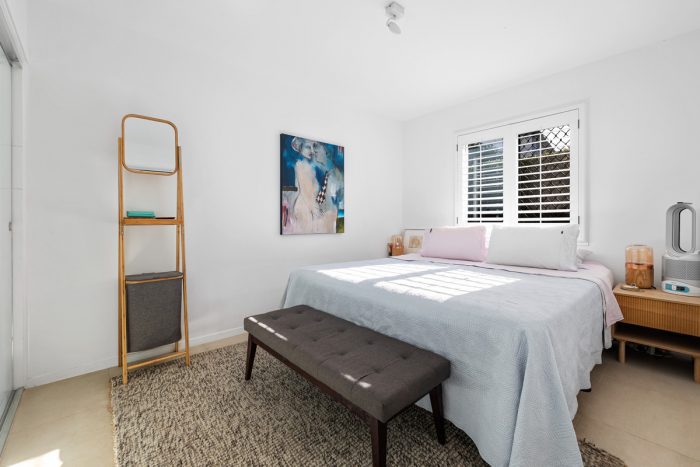 Unit 1/39 Alfred St, Mermaid Beach QLD 4218, Australia