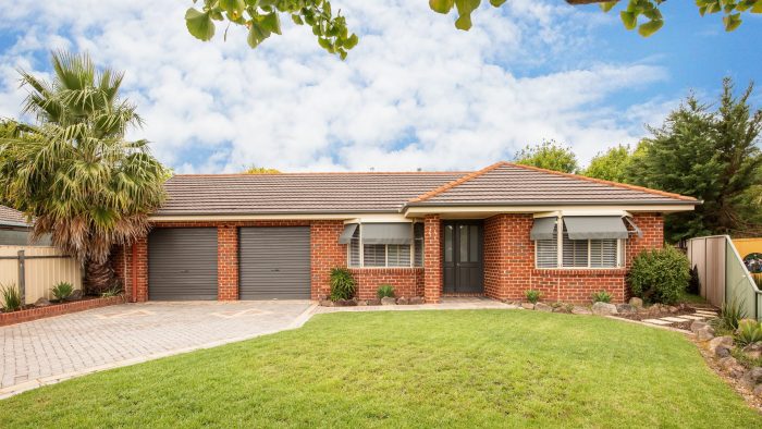 17 Nardoo Ct, Thurgoona NSW 2640, Australia