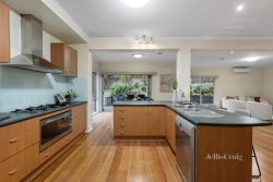 7 Selby St, Mount Waverley VIC 3149, Australia