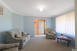 38 Silverhill Loop, Seville Grove WA 6112, Australia