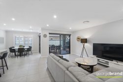 8 Forest Oak Pl, Berkeley Vale NSW 2261, Australia