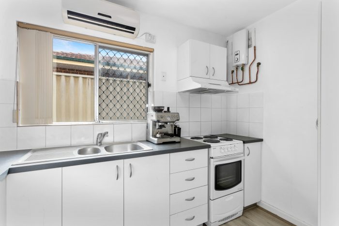 Unit 1/7 Midgley St, Lathlain WA 6100, Australia