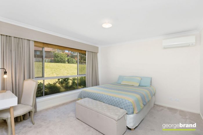 7 Katherine Cres, Green Point NSW 2251, Australia