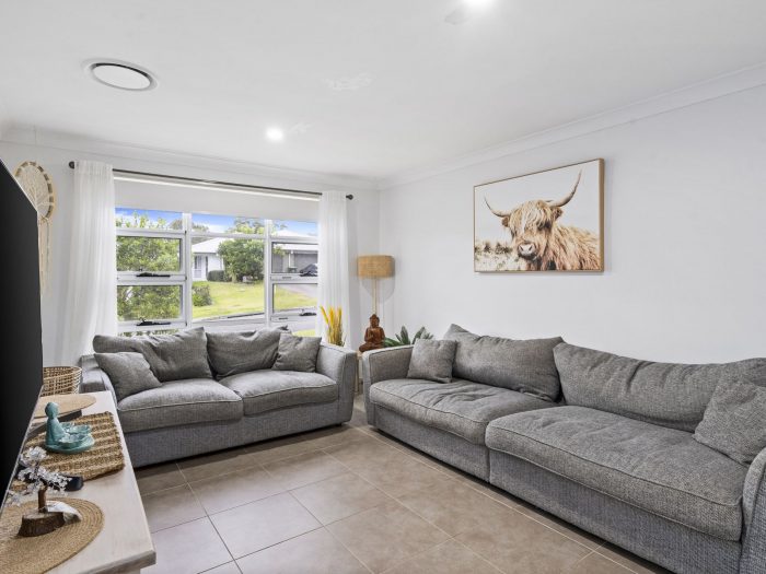 40 Mornington Cct, Gwandalan NSW 2259, Australia