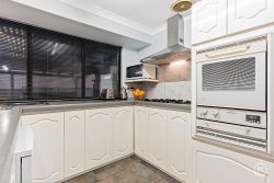 88A Rome Rd, Melville WA 6156, Australia