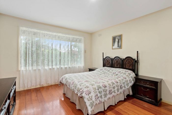 17 Regent St, Keilor East VIC 3033, Australia