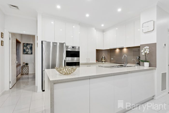 14 Star Grove, Bundoora VIC 3083, Australia