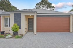 Unit 4/21 Brackley Rd, Armadale WA 6112, Australia