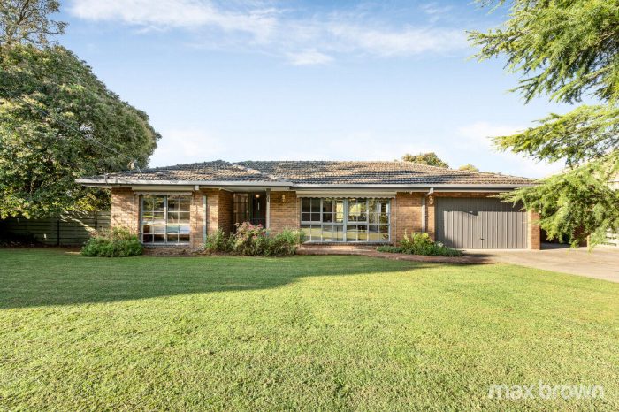 34 The Brentwoods, Chirnside Park VIC 3116, Australia