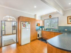 60 North Rd, Spencer Park WA 6330, Australia