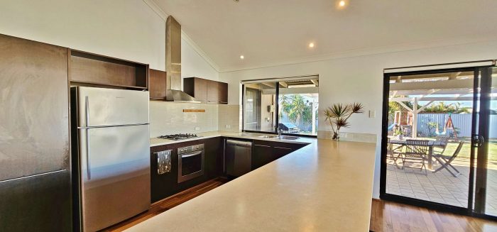 6 Portree Elbow, Kalbarri WA 6536, Australia