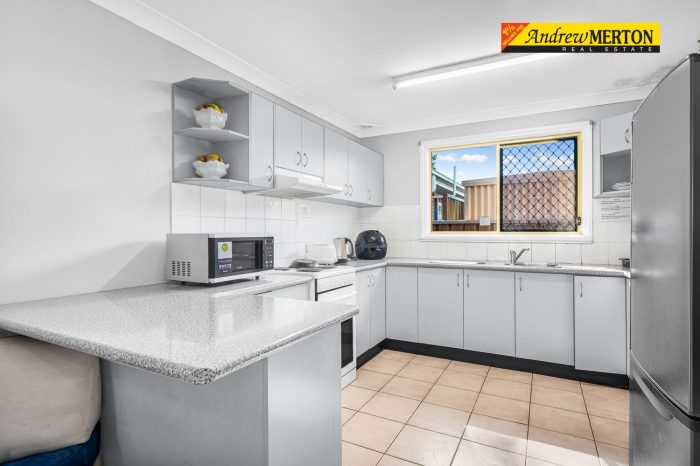 104 Torres Cres, Whalan NSW 2770, Australia