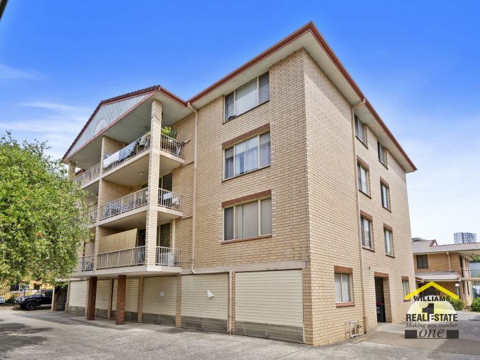 Unit 13/4 Riverpark Dr, Liverpool NSW 2170, Australia