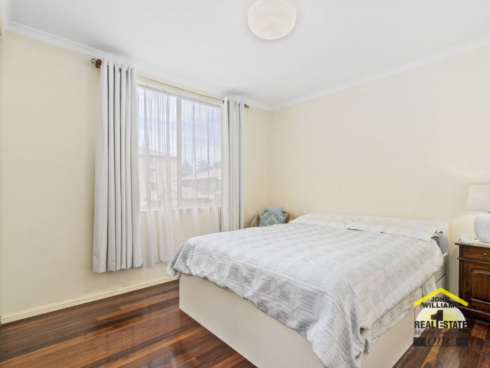 Unit 13/4 Riverpark Dr, Liverpool NSW 2170, Australia