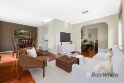 11 Wadham Ct, Endeavour Hills VIC 3802, Australia