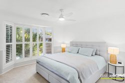 5 Hawkesbury Cl, Bateau Bay NSW 2261, Australia