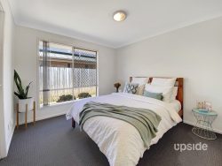 2 Flynn St, Harlaxton QLD 4350, Australia