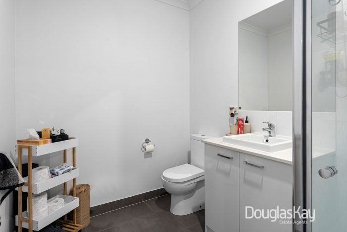 Unit 4/10 Myers St, Sunshine West VIC 3020, Australia