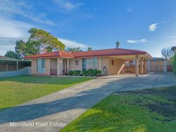 5 Sierra Cres, Orana WA 6330, Australia