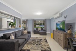 64 Springwood St, Ettalong Beach NSW 2257, Australia