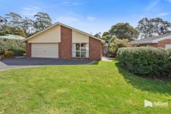 22 Tugrah Rd, Stony Rise TAS 7310, Australia