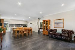 42A Hobson St, Stratford VIC 3862, Australia