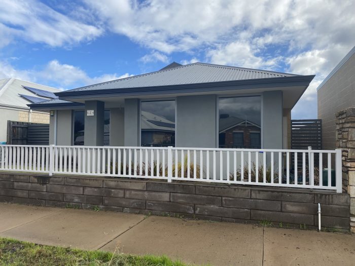 4 Moodah Wy, Ellenbrook WA 6069, Australia