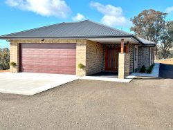 82 Crowe Road, Young NSW 2594, Australia