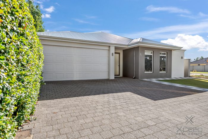 25 Gemstone Parade, Wellard WA 6170, Australia