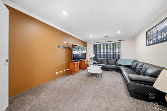 25 Gemstone Parade, Wellard WA 6170, Australia