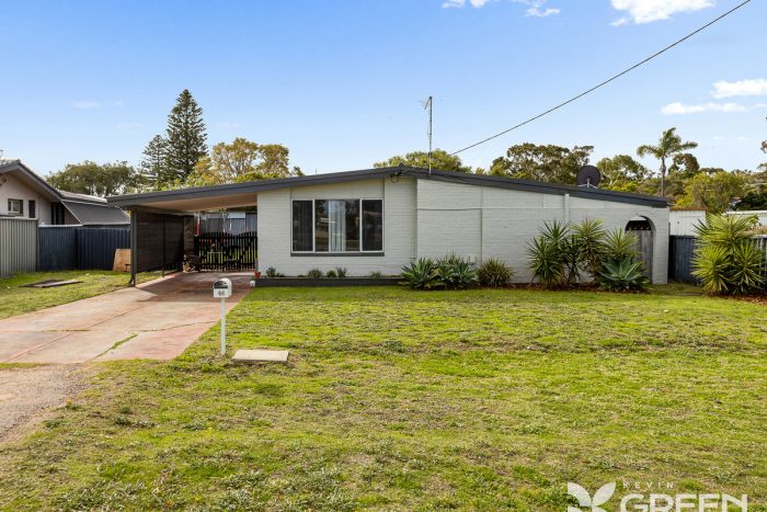 46 Gillark St, Dudley Park WA 6210, Australia