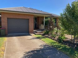 12 Link St, Bingara NSW 2404, Australia