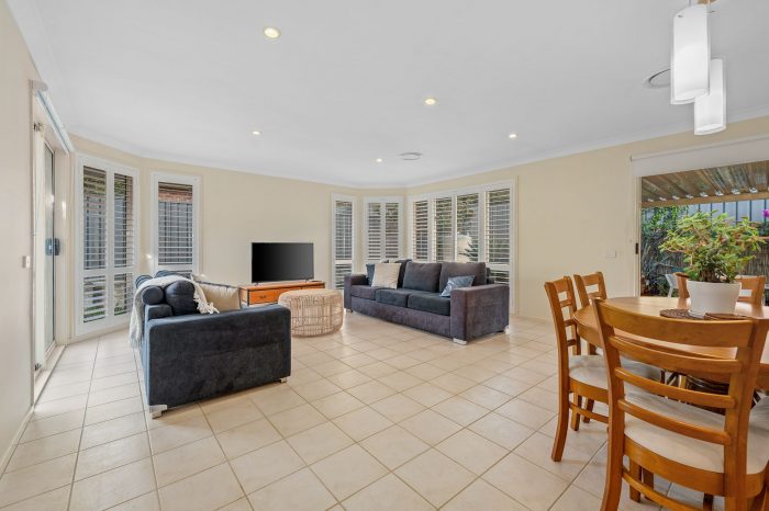 17 Birch Dr, Hamlyn Terrace NSW 2259, Australia