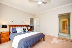 11 Yalgorup Ct, Preston Beach WA 6215, Australia